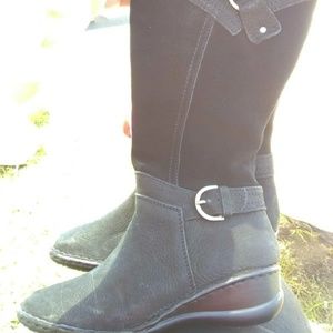 New Lassan zip up boot knee high